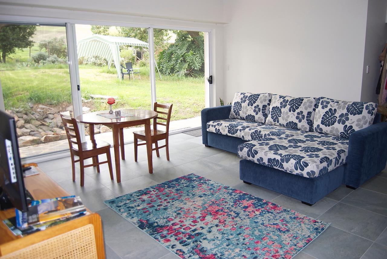 Back Valley Farmstay Bed And Breakfast 维克多港 外观 照片